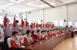希尔城队迎接新挑战，全力冲刺